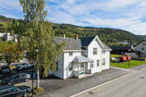 2-roms leilighet midt i sentrum!